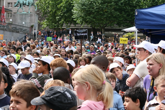 gal/2010/2010 Saitentwist Weltkindertag Burgplatz Essen 20.09.JugendhilfegGmbH Essen/2010 Saitentwist Weltkindertag Burgplatz Jugend Hilfe gGm20.09. 078.jpg